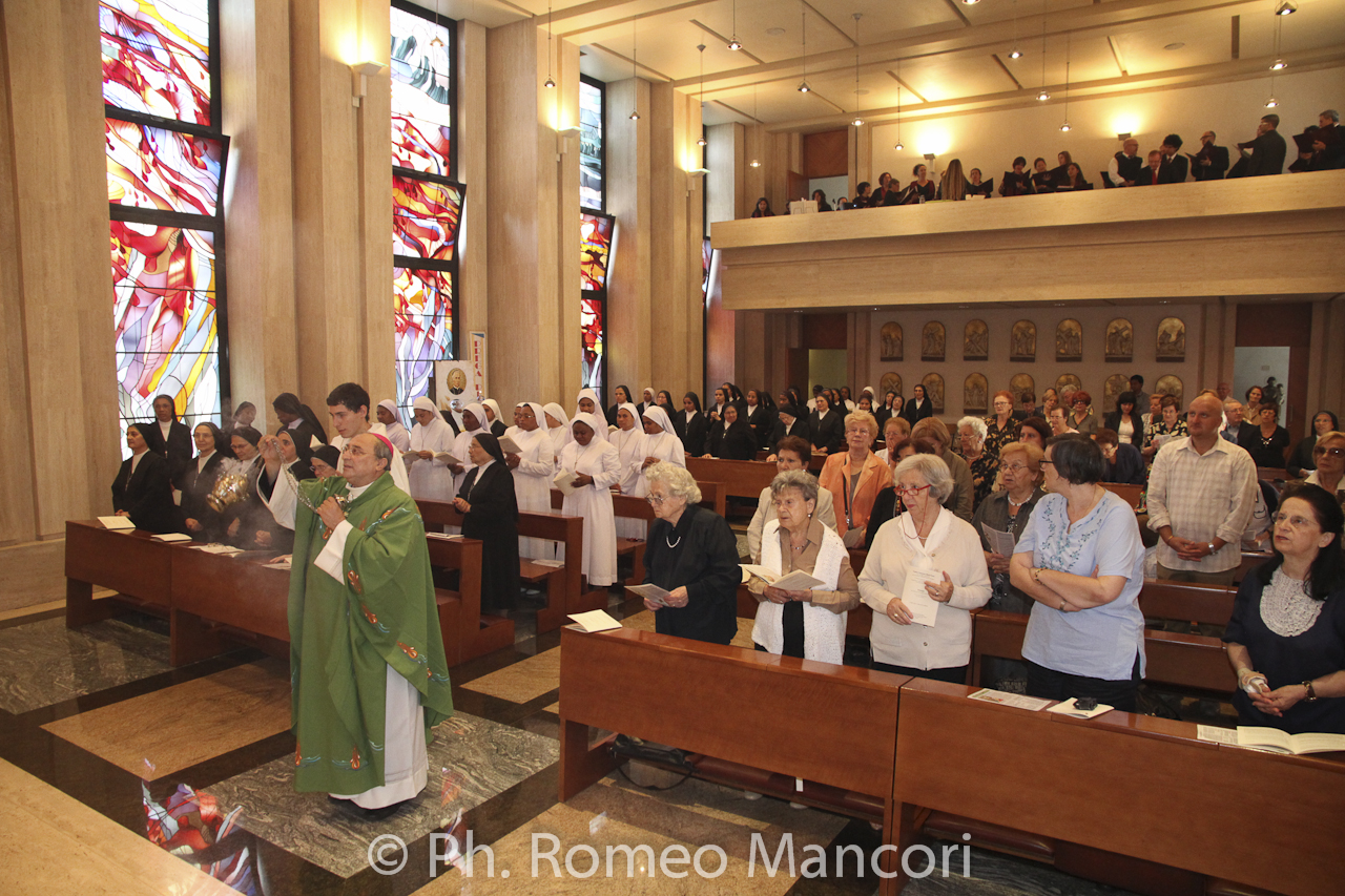 Assemblea in preghiera